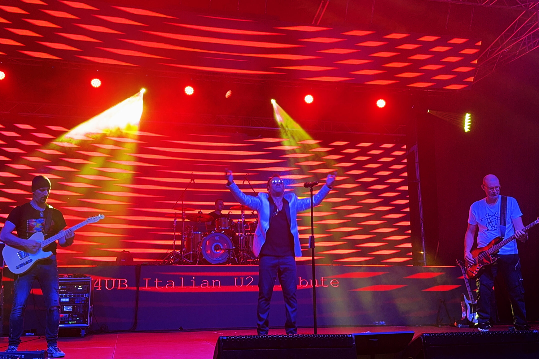 “4UB Italian U2 Tribute”: 15 anni di carriera per un concerto gratuito l’11 luglio