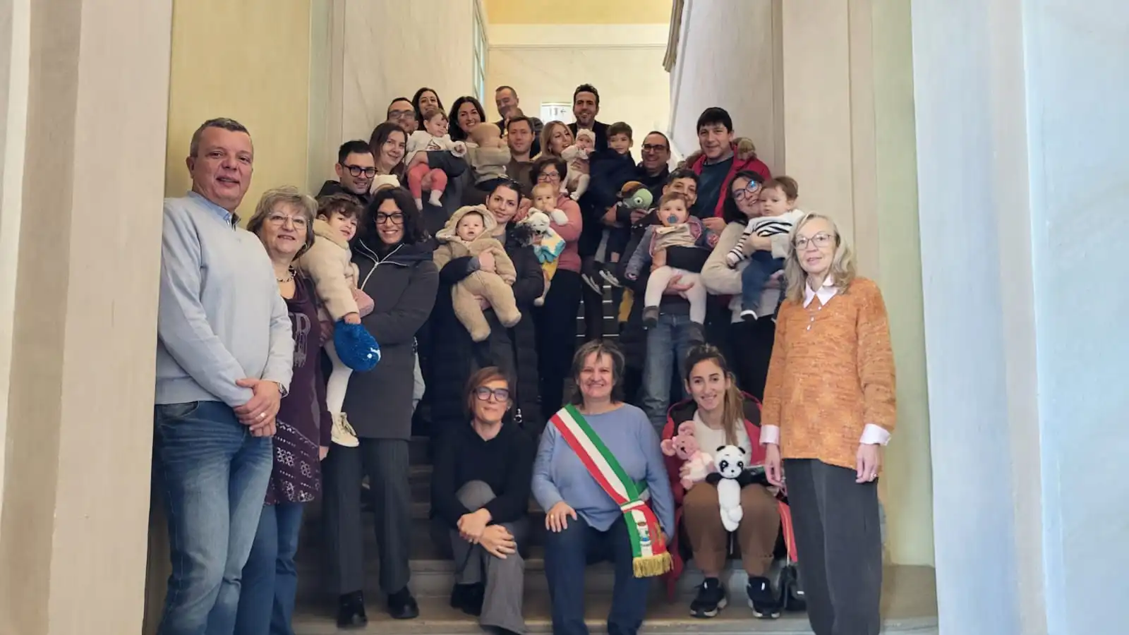 Sabato 29 novembre la cerimonia nella Sala Giunta. Pacchetto dono e iniziative di sostegno per le famiglie con bambini da 0 a 3 anni