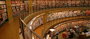 In occasione del Bibliopride 2015 la Biblioteca Civica di Castellanza propone l'incontro Legger ... mente al dente. Improvvisazioni letterarie tra le ricette del Visconte