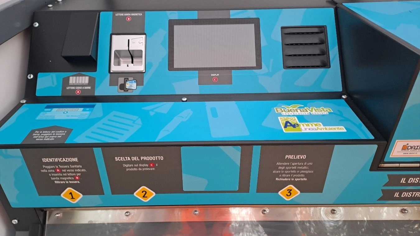E' stato attivato un secondo distributore automatico dei sacchetti per la raccolta differenziata in via Dante a Castellanza