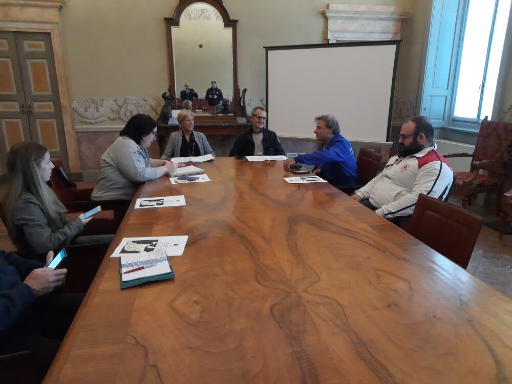 Presentazione del campionato di distensiobne du panca